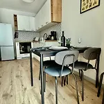 Easy Rent- Reduta 120, 2 Bedroom, Faktura Apartment *