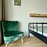 Easy Rent- Reduta 120, 2 Bedroom, Faktura Apartment