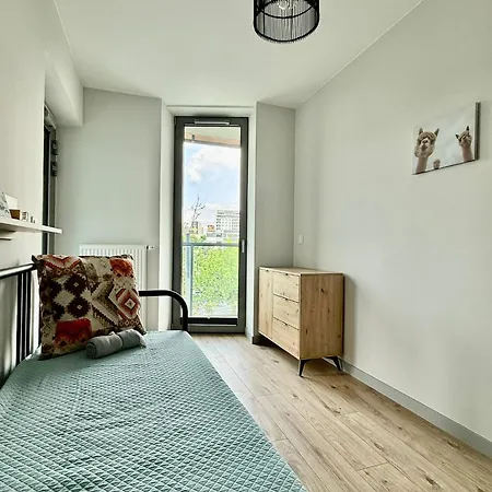 Easy Rent- Reduta 120 Free Parking, 2 Bedroom Апартаменти Люблін