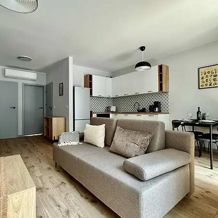 Easy Rent- Reduta 120 Free Parking, 2 Bedroom