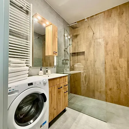 Easy Rent- Reduta 120, 2 Bedroom, Faktura