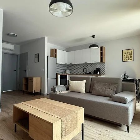 Easy Rent- Reduta 120 Free Parking, 2 Bedroom Люблін